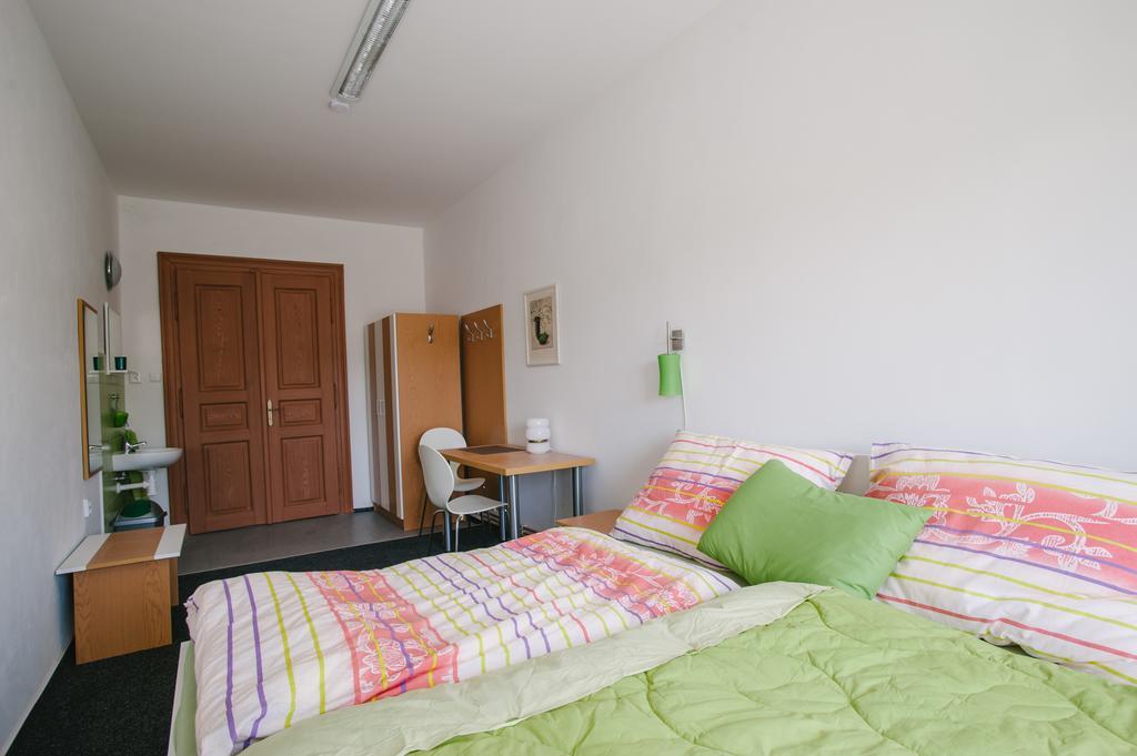 Guest House U Zlateho Jelena Žinkovy 객실 사진